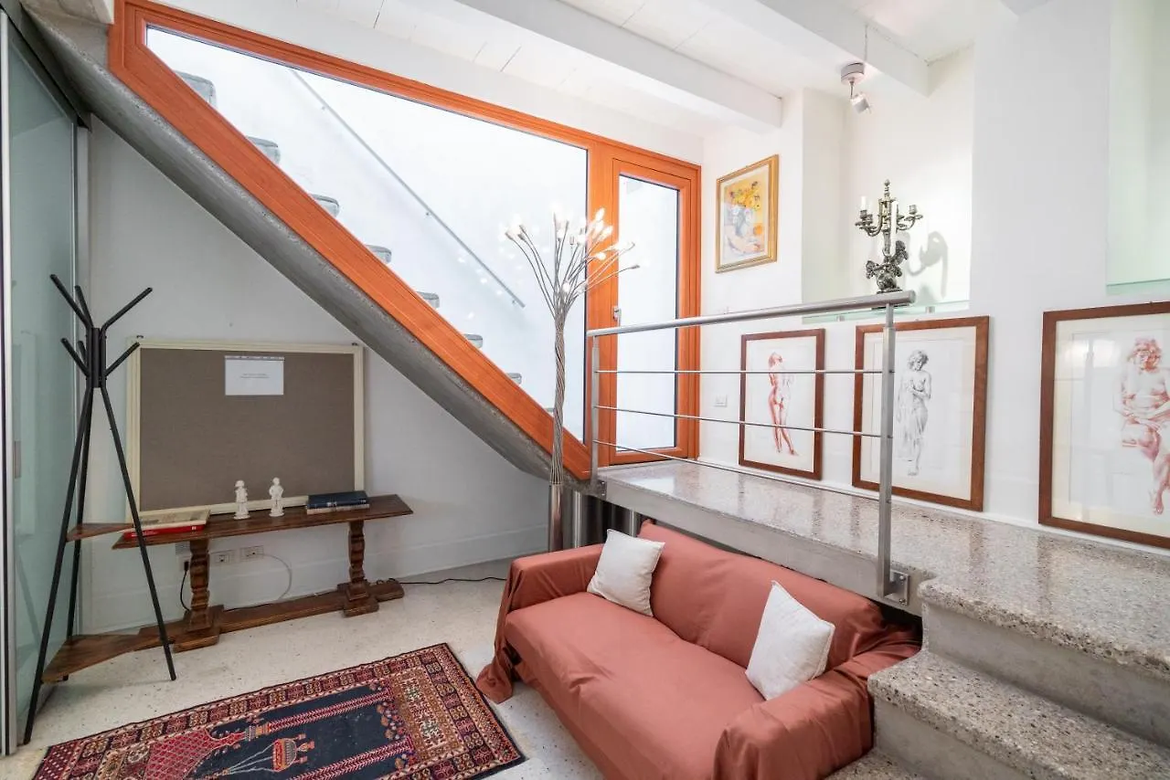 Apartament Terrazza Garibaldi By Postcardsfrom Werona