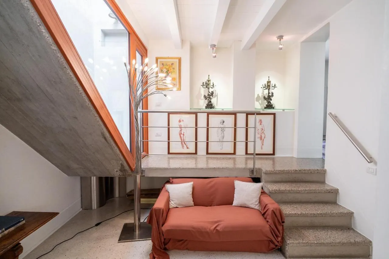 Apartament Terrazza Garibaldi By Postcardsfrom Werona